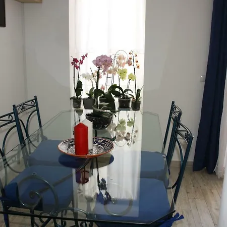 Apartman House Of Orchids With Patio *