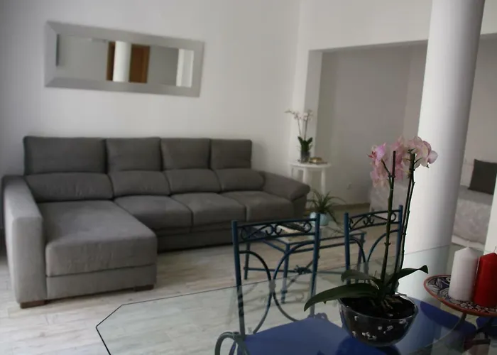 House Of Orchids With Patio 维拉·雷阿尔·德·桑托亚