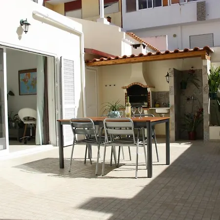 House Of Orchids With Patio Appartement